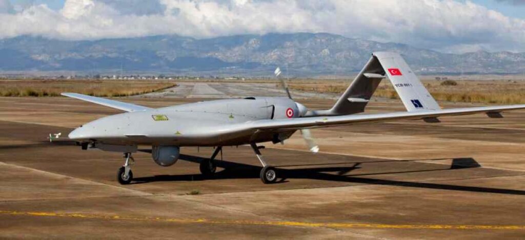 طائرة مسيرة تركية من طراز بيرقدار