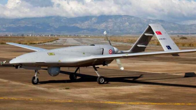 طائرة مسيرة تركية من طراز بيرقدار