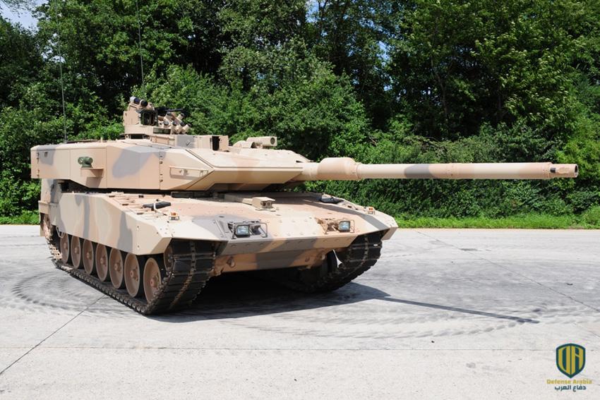 دبابة ألمانية من طراز "LEOPARD 2"