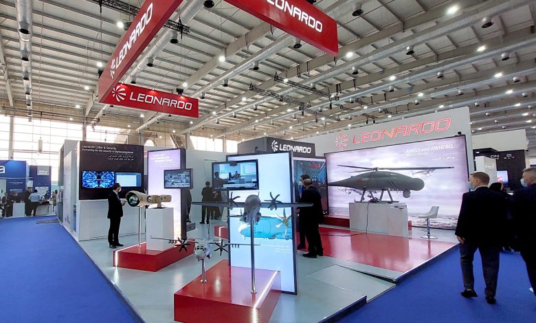 تتواجد شركة ليوناردو في معرض الدفاع العالمي 2022 مع تركيز قوي على قابلية التوافق التشغيلي بين عدة مجالات استجابةً لاحتياجات الأمان