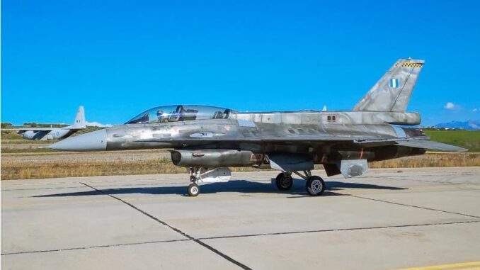 تسليم الطائرة الثلاثين من طراز F-16 Viper لسلاح الجو اليوناني