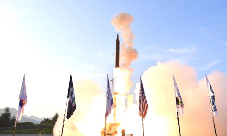 بعد استلامها طائرات “هاروب” وصواريخ “لورا”.. أذربيجان تدرس شراء هذه المنظومة الدفاعية من إسرائيل