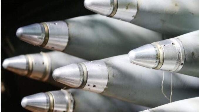 ما هو اليورانيوم المنضب.. ولماذا يتم استخدامه في الذخائر الحربية؟