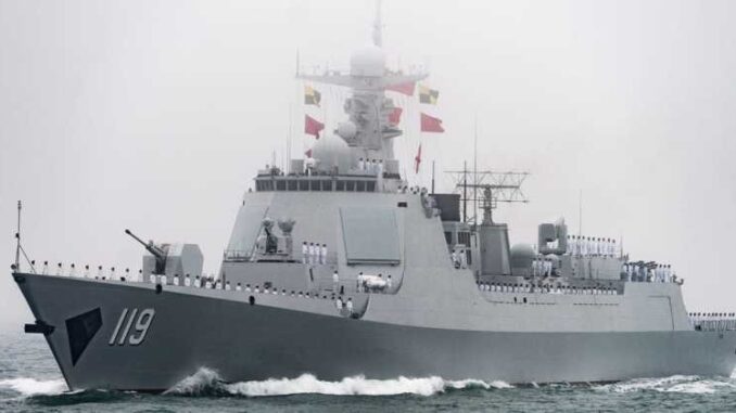 البحرية الصينية تطلق مدمرتين جديدتين من الجيل الجديد