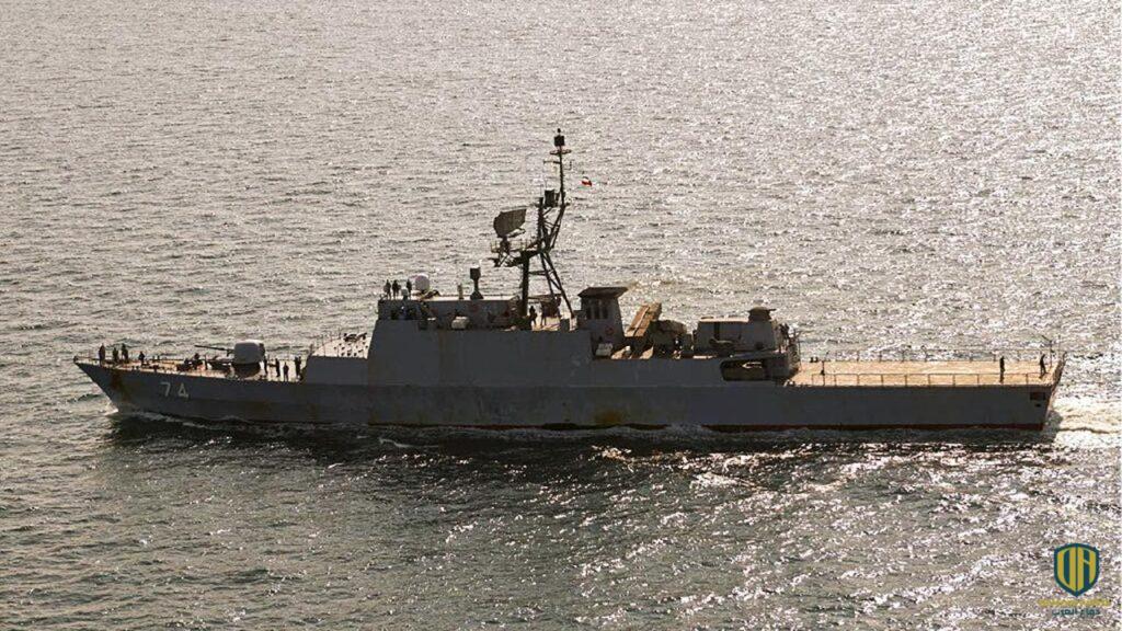 مدمرة إيرانية