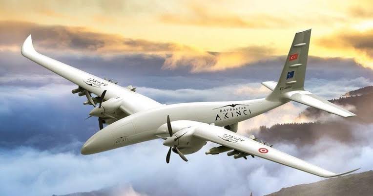 المسيّرة التركية “أكينجي” تجتاز اختبارات جديدة (فيديو)