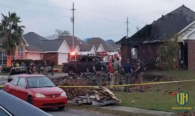 بالفيديو: تحطم طائرة تابعة للبحرية الأمريكية على منزل