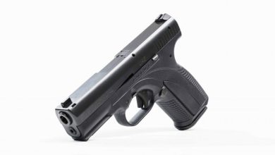 بالفيديو: كيف يتفوّق مسدس Caracal الاماراتي على منافسيه