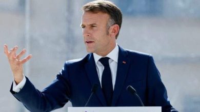 ماكرون يدعو إلى وقف تصدير الأسلحة الى إسرائيل