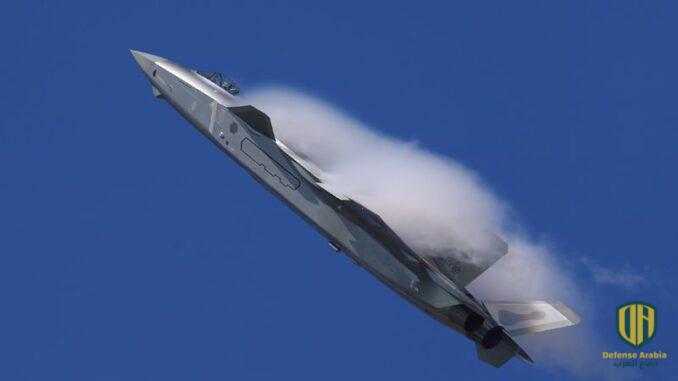 كيف تحاول الصين أن تحل أكبر مشكلة تعاني منها طائراتها المقاتلة؟