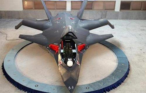 “قاهر-313”: هل هي أكبر كذبة عسكرية في هذا القرن؟