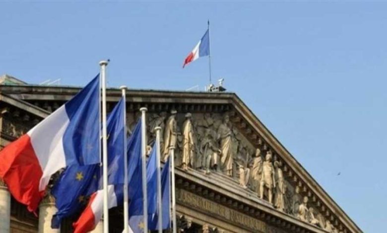 الدفاع الفرنسية ترفع شكوى بشأن “انتهاك سرية الدفاع” بعد تسريبات عن مهمة في مصر