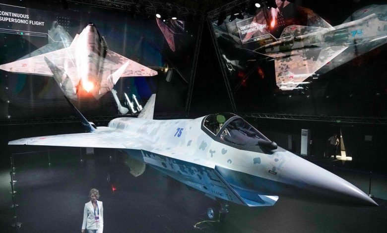 رئيس “روستيخ” يكشف عن موعد الإنتاج الضخم للطائرة المقاتلة التكتيكية CheckMate