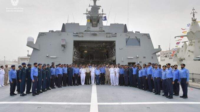 البحرية الإماراتية تتسلم كورفيت “الإمارات” من “مجموعة نافال” الفرنسية