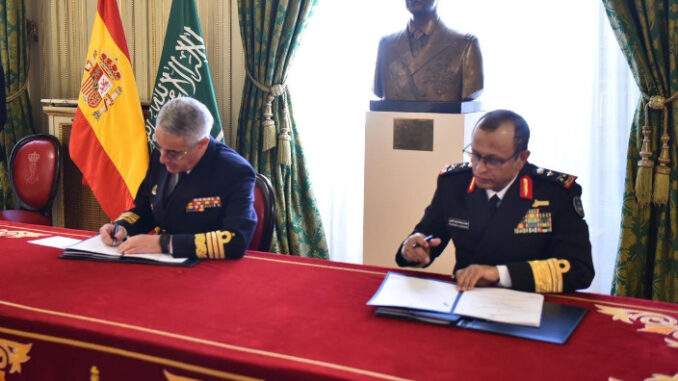 وزارة الدفاع السعودية توقّع اتفاقية تنفيذية مع نظيرتها الإسبانية لدعم بناء 3 سفن قتالية