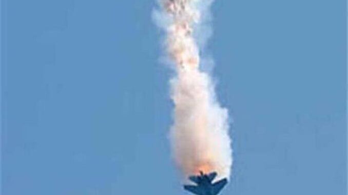 تحطم طائرة مقاتلة من طراز “ميغ-31” في مكان مهجور.. ما مصير الطاقم؟