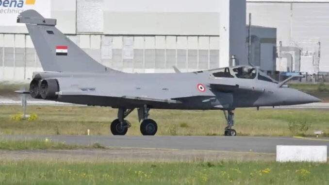 “رافال” مصرية جديدة تحلق في سماء فرنسا.. صفقة عام 2021 تكتمل تدريجيًا