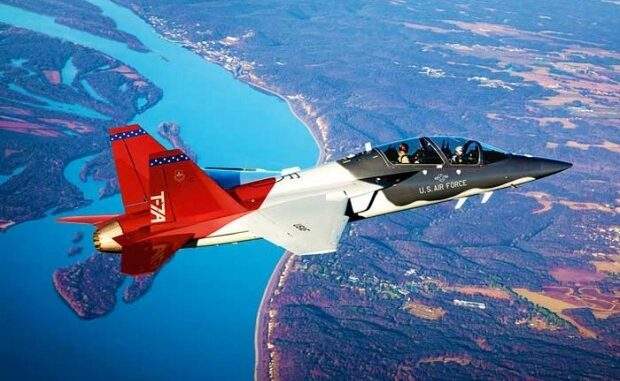 تقرير: طائرة “ريد هوك” من إنتاج شركة “بوينج”.. تقنية مبتكرة لتعزيز القدرات التدريبية والحربية