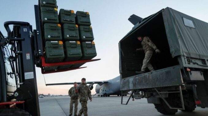 الولايات المتحدة تُعلن عن حزمة مساعدات عسكرية ضخمة لأوكرانيا