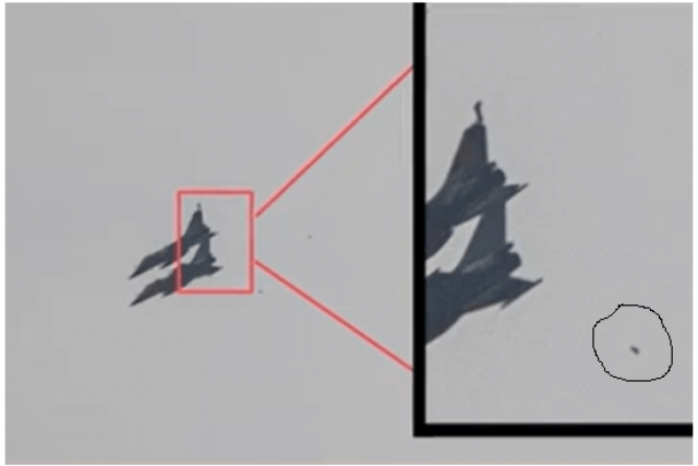 اصطدام طائرتين من طراز “رافال” خلال عرض جوي (صور)