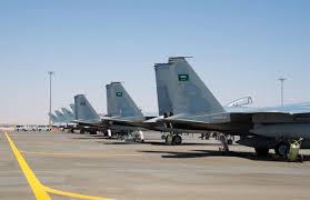 السعودية تنفي وصول قوات أجنبية إلى قاعدة الملك فهد الجوية.. فما هي الحقيقة؟