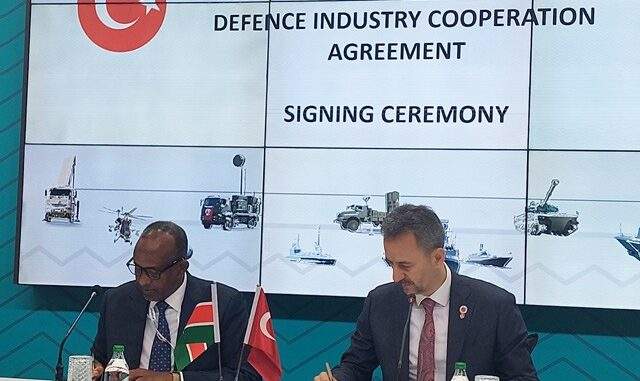 تركيا وكينيا توقعان اتفاقية تعاون في الصناعات الدفاعية