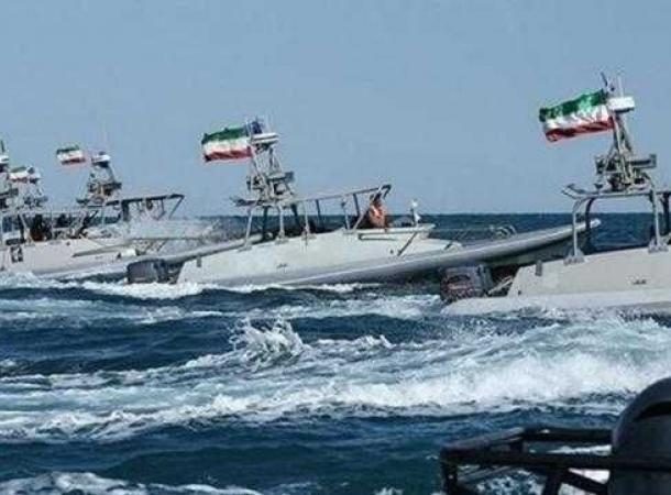 بالفيديو: نظام دفاع جوي إيراني جديد يشارك في مناورات “سماء الولاية 1400”