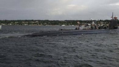 غواصة نووية أمريكية تصدم “جسما” وأصابات لعدد من البحارة الذين كانوا على متنها