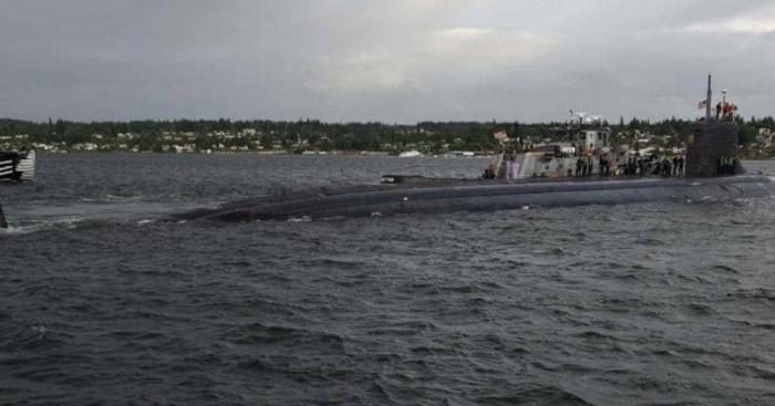 غواصة نووية أمريكية تصدم “جسما” وأصابات لعدد من البحارة الذين كانوا على متنها