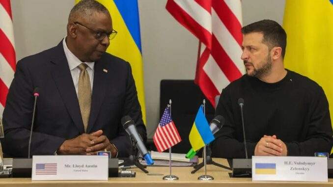 الخارجية الأميركية تعلن حزمة مساعدات عسكرية جديدة لأوكرانيا.. ماذا تضمنت؟