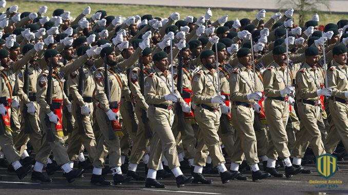 لمواجهة تهديدات الهند.. باكستان تعلن إطلاق صاروخ “شاهين 1 إيه” البالستي بنجاح (فيديو)