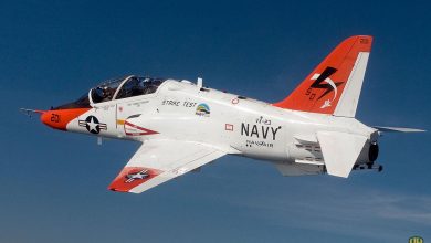 اصطدام طائرتا “T-54 Goshawk” خلال رحلة تدريب