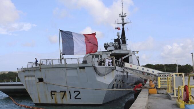 ماكرون: فرنسا ستعزز من وجودها العسكري في شرق البحر المتوسط