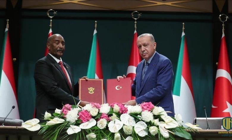 السودان وتركيا تعززان العلاقات بمذكرات دفاعية