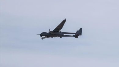 البحرية التركية تتسلم أول دفعة من مسيرات “آق صونغور” (فيديو)