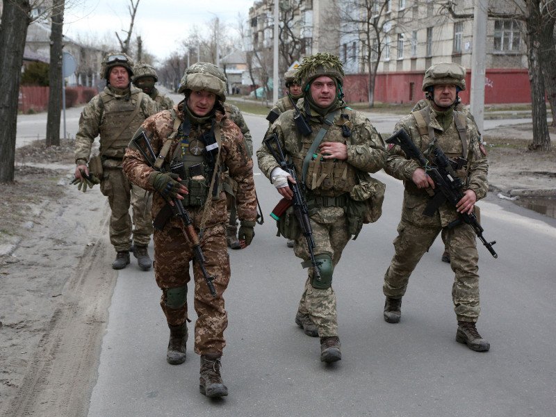 جنود القوات المسلحة الأوكرانية