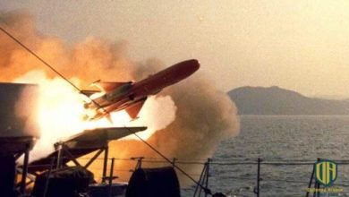 بالفيديو: صاروخ البحرية المصرية P-15 Termit يصيب المدمرة “إيلات” في البحر المتوسط