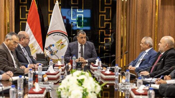 الإنتاج الحربي المصرية تبحث التعاون المشترك مع مجموعة “النافع” السعودية