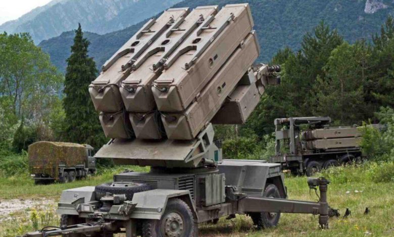 إسبانيا تعتزم إرسال شحنة مساعدات عسكرية لأوكرانيا