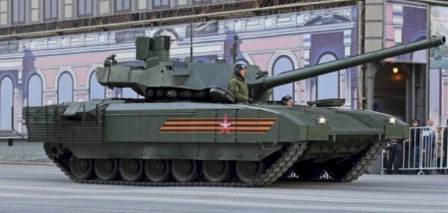 مجلة “19 فورتي فايف”: دبابة “تي-14” محمية بشكل جيد والأفضل تسليحا