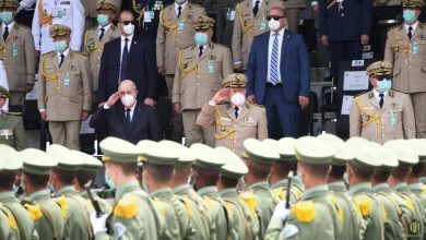 الرئيس الجزائري يجري تغييرات في قيادات القوات والنواحي العسكرية