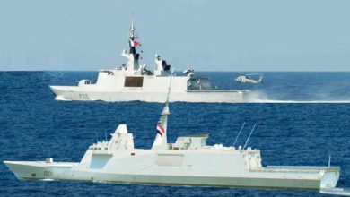 القوات البحرية المصرية والفرنسية تنفذان تدريبًا بحريًا عابرًا في نطاق البحر المتوسط