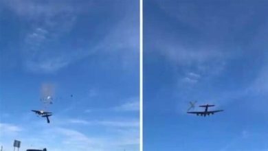حادث اصطدام مروع بين طائرتين خلال عرض جوي في الولايات المتحدة
