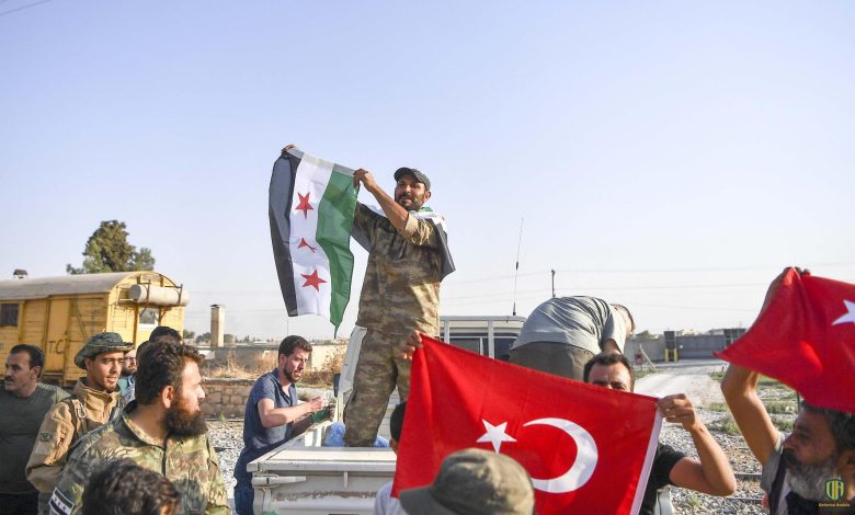 تركيا تقوم بسحب مقاتلين لها من ليبيا