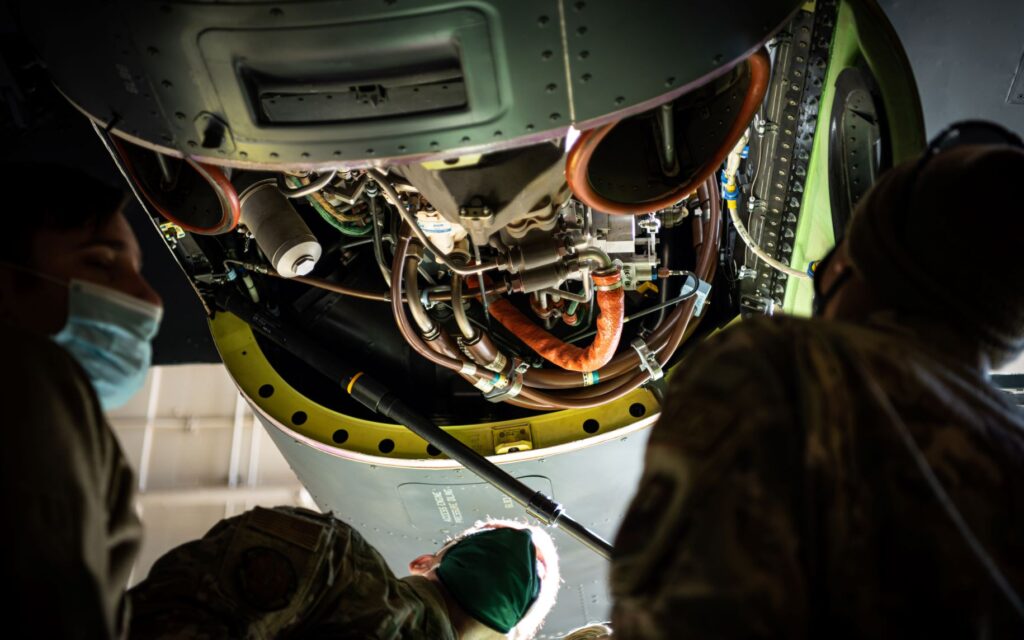 BELL BOEING ENHANCE MAINTENANCE OF V-22 IMAGE 1