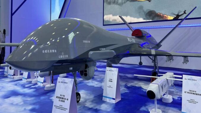 “مناورة القاهرة الذكية”.. لماذا اشترت مصر طائرات WJ-700 بسعر المقاتلات الحربية؟