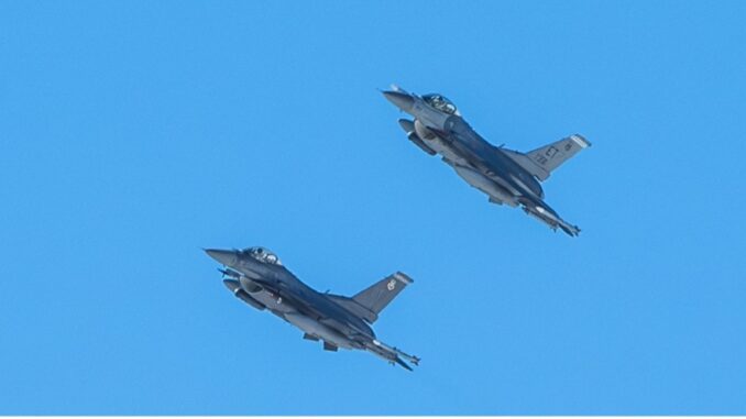 “نورثروب غرومان” تعزز قدرات مقاتلات “إف-16” بمنظومات الحرب الإلكترونية ورادارات من الجيل التالي