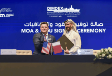 برزان القابضة وبوينج توقعان خطاب نوايا لتعزيز استدامة المنصات الجوية القطرية في “ديمدكس 2026”