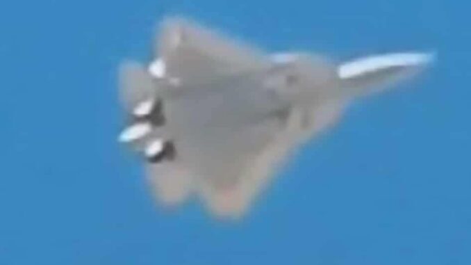 مقاتلات “سو-57” الشبحية تظهر في الجزائر وتؤكد تسريبات “روستيخ” السرية