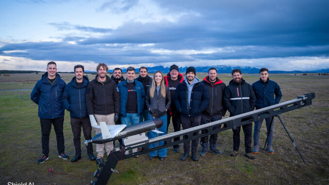 التكامل الأسرع في تاريخ المسيّرات: Shield AI وDestinus يكسران حاجز الزمن في الأتمتة القتالية